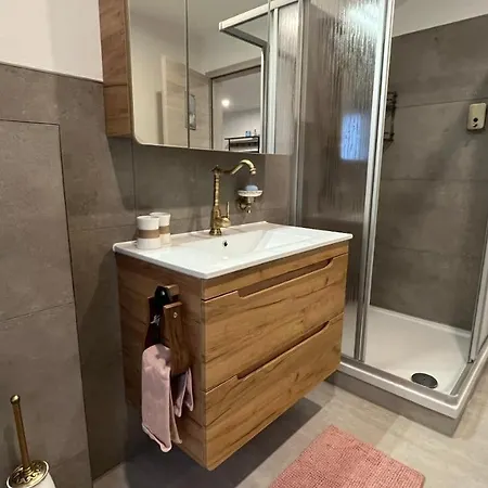 Апартаменты Ranchhouse Smoker- Westernstable - Horse *