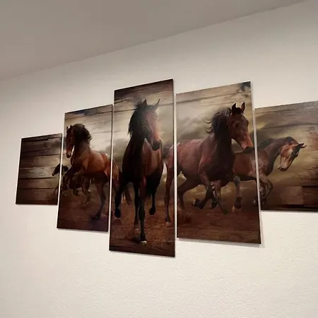 Ranchhouse Smoker- Westernstable - Horse